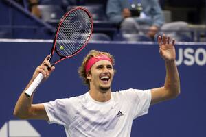 Remontada: Zverev parecía vencido, se levantó y está en la final del US Open