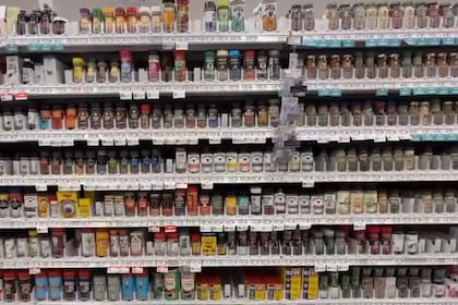 Usaban códigos de productos baratos para pagar menos por artículos más caros