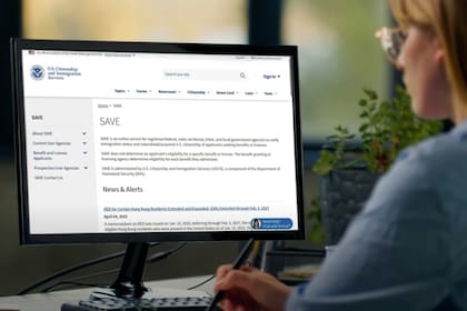 Uscis solo podrá reutilizar fotografías faciales que hayan sido tomadas dentro de los tres años previos a la fecha en que el extranjero presente un nuevo formulario ante la agencia