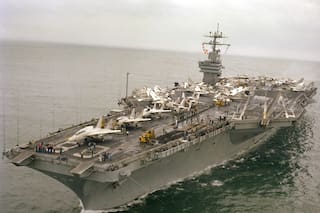 El motivo inesperado que puso fuera de combate al portaaviones que simboliza el poder militar de los EE.UU.