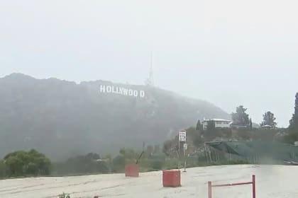 Usuarios de redes sociales debatieron sobre de la posibilidad de que cayera nieve sobre el cartel de Hollywood
