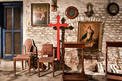 El comedor tenía capacidad para 1000 obreros que abonaban un valor simbólico de 20, 10, y 5 centavos. Y, si no contaban con ese dinero, se les daba el almuerzo gratis. Las Damas de Beneficencia eran las que trabajaban junto con las religiosas para sostener la iniciativa.