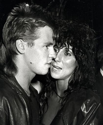 Val Kilmer and Cher en la fiesta post estreno de Grease II