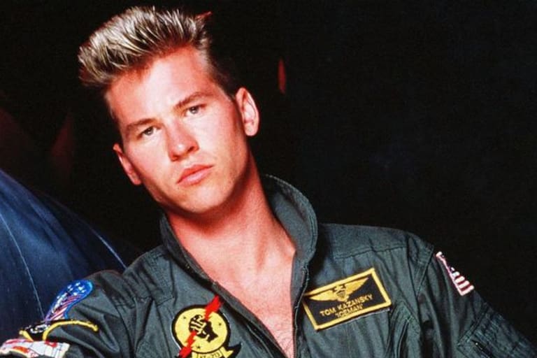 Val Kilmer interpretó a Tom "Iceman" Kazansky en Top Gun, uno de sus más conocidos trabajos en el mundo del cine