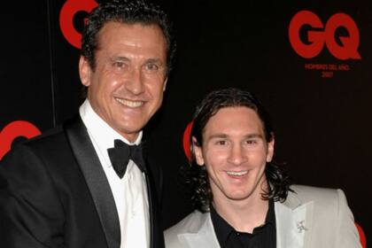 Valdano junto a Messi, en un encuentro hace años