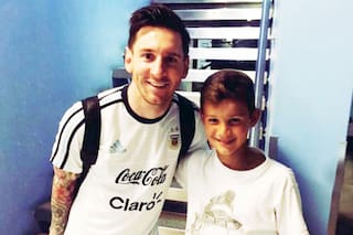 Aquel niño que se sacó una foto con Messi y ahora será su compañero en la Copa América