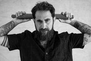 Personajes. Quién es el cocinero que se tatuó la receta del pesto