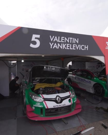 Valentín corrió en el TC2000 como piloto de AXION Energy Sport (Foto: Gentileza)