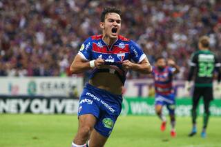 El argentino elegido por un centro de inteligencia y que hizo un gol histórico en Brasil