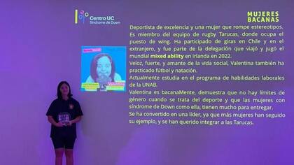 Valentina recibiendo el premio BacanaMente: Mujeres en Discapacidad Cognitiva que nos Transforman