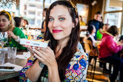 Valentina Salezzi, la influencer de gastronomía, estuvo presente.