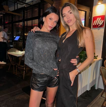 Valentina y la también argentina Christina Invernizzi, novia de Jordan Belfort, el verdedero "lobo de Wall Street”.