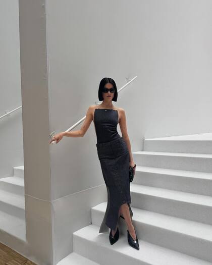 Valentina Zenere, reconocida en Europa por la serie española Elite, en Courrèges