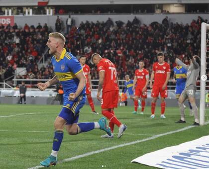 Valentini grita su gol a Independiente, en la última fecha de la Liga Profesional, el que estableció el definitivo 2 a 0 en Avellaneda.