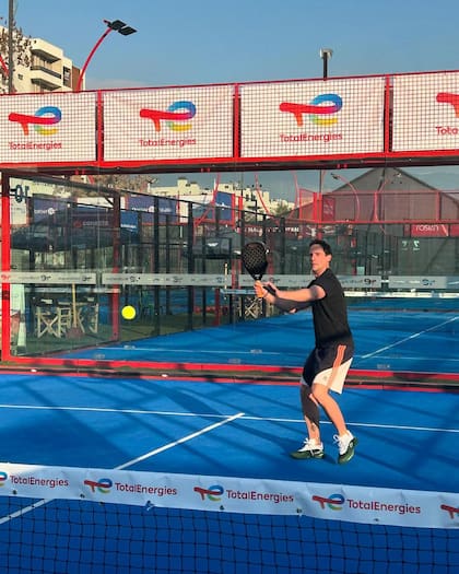 Valenzuela contó que tras jugar al pádel fue a tomar una cerveza y luego tuvo que pasar un control de alcoholemia (Foto: Instagram @gonzalovalenzuelaoficial)