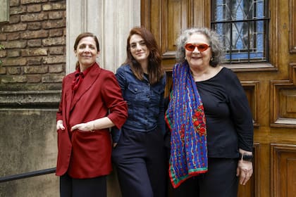 Valeria Lois, Julieta Zylberberg y Rita Cortese, durate las grabaciones de Cautiva