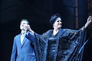 Noche de estreno de Sunset Boulevard en el Maipo