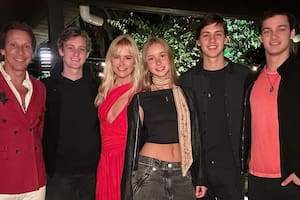 Valeria Mazza expresó su orgullo y admiración al ver la nueva producción de fotos que hizo su hijo Benicio (Foto: Instagram @valeriamazzaok)