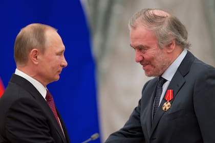 Valery Gergiev fue condecorado por Putin en 2016
