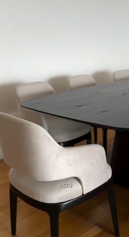 Valu Cervantes adquirió nuevos muebles para su living y comedor