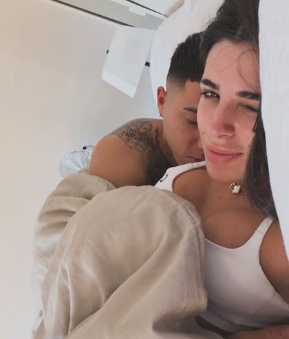 Valu Cervantes compartió una íntima foto con Enzo Fernández (Foto: Instagram @valucervantes)