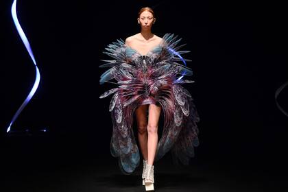 Van Herpen en la Semana de la Alta Costura en París