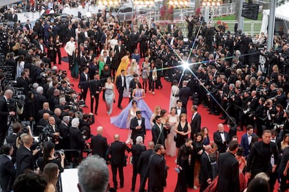 Van llegando las estrellas...