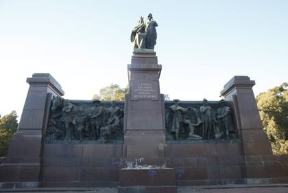 El Monumento a la España Civilizadora y Eterna está emplazado en Costanera Sur