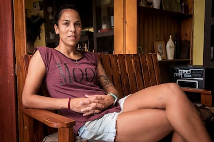 Vanina en la tranquilidad de su casa después de entrenarse.