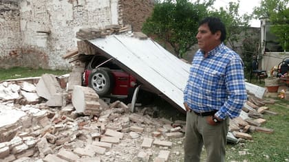 Varias familias fueron evacuadas por peligro de derrumbe