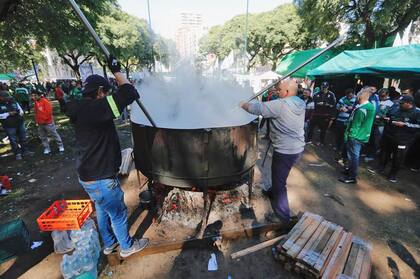 Las ollas populares de la jornada de paro y movilización del 30 de abril de 2019