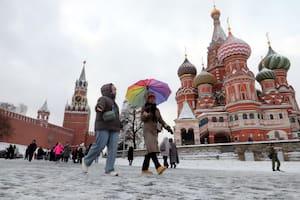 Putin quiere continuar la guerra de Ucrania; los rusos, no