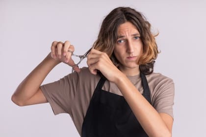 Varios estudios sugieren la gran relación de cortarse el pelo con las emociones