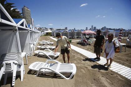 Varios gobernadores acordaron con el Estado nacional que no les pedirán pruebas de Covid negativas ni cuarentenas a los turistas, para el ingreso a sus provincias