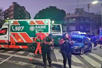Varios heridos por el choque de dos colectivos de la línea 93 en Chacarita