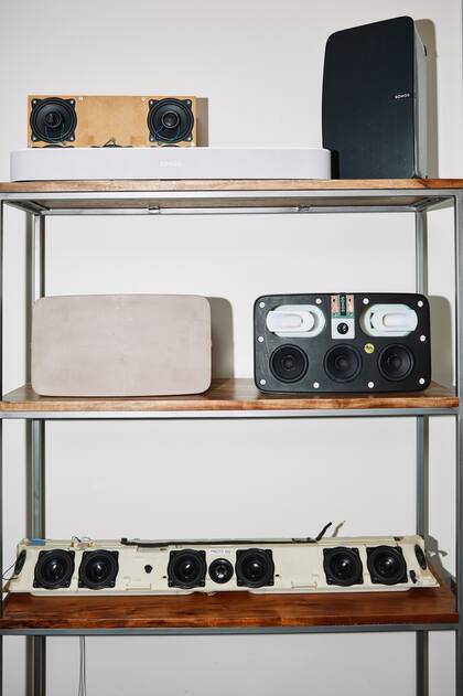 Varios prototipos en las oficinas de Sonos, en California