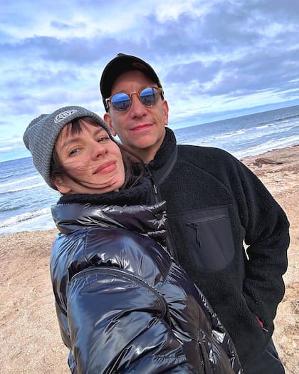 Vázquez y Accardi se conocieron mientras trabajaban en Casi Ángeles y en diciembre de 2016 se convirtieron en marido y mujer (Foto: Instagram @nicovazquezok)