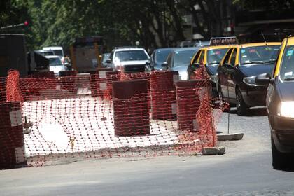 La parálisis en la obra pública dispuesta por el Gobierno hizo caer la producción de asfalto un 62%