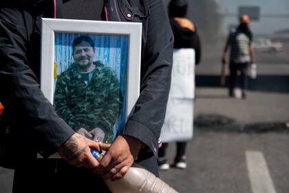 Vecinos de la comunidad boliviana de Villa Celina se movilizaron hasta la autopista Riccheri, donde cortaron el tránsito en los carriles que van sentido a provincia. En protesta por el asesinato de Alfredo Paniagua 13/10/2023