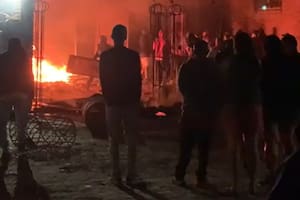 Mataron a un joven de 22 años y los familiares de la víctima prendieron fuego la casa del asesino