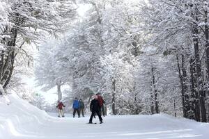 Un pueblo reclama contra el cambio de reglas que impuso la nueva concesión en su cerro icónico