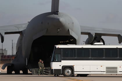 Vedam ahora enfrenta un proceso de deportación y podría ser enviado a un país que no conoce