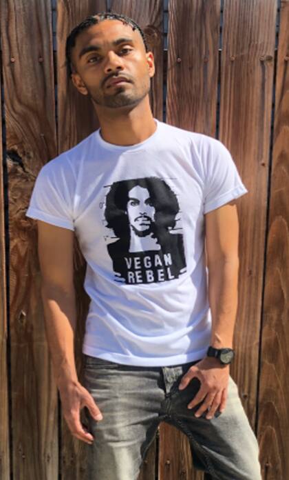 Vegan Club expresa el mensaje a través de sus remeras