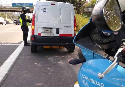 Vehículo en infracción por circular sin la patente