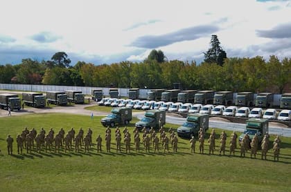 Vehículos de transporte y vestimentas, inversiones en el Ejército