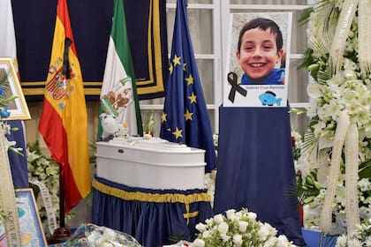 El funeral del niño asesinado en España