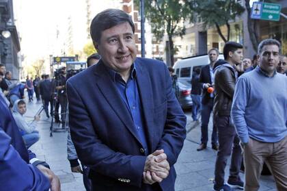 Velan los restos del diputado Héctor Olivares en el Congreso