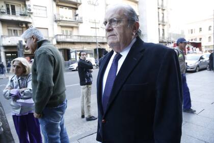 Velan los restos del diputado Héctor Olivares en el Congreso