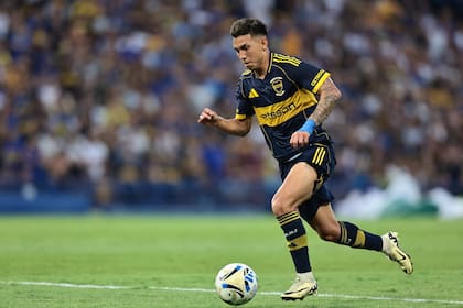 Velasco, algunos movimientos y poco más: todavía sigue lejos del nivel que pretende el hincha de Boca