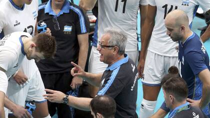 Velasco, durante el partido contra Rusia